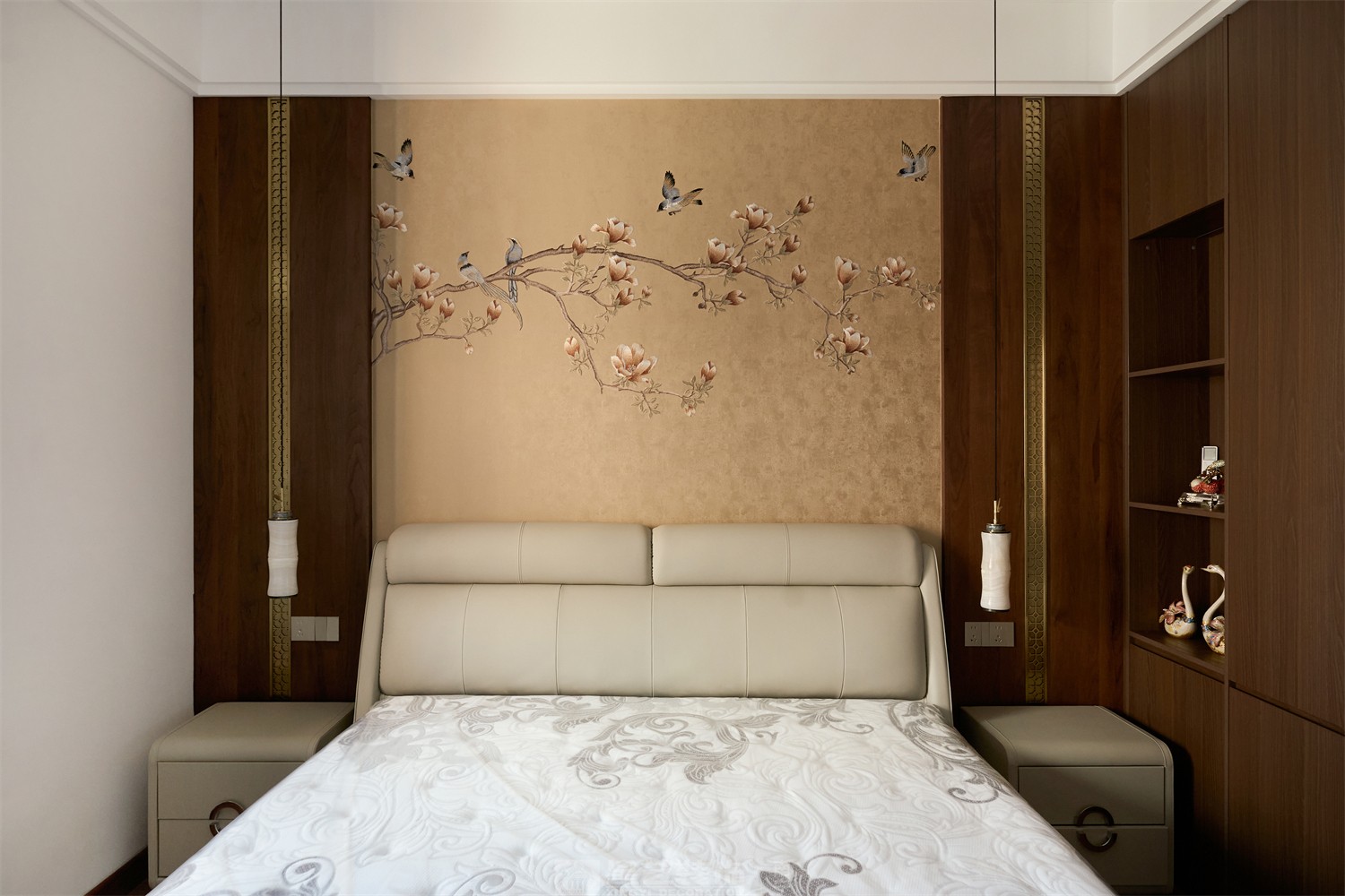 東方皇城260平簡約中式臥室完工裝修實(shí)景圖