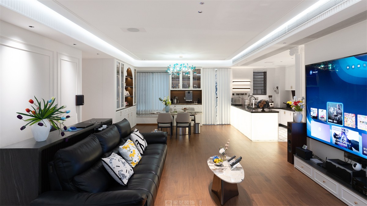 建發(fā)縵云143平法式風(fēng)格客廳裝修實(shí)景圖