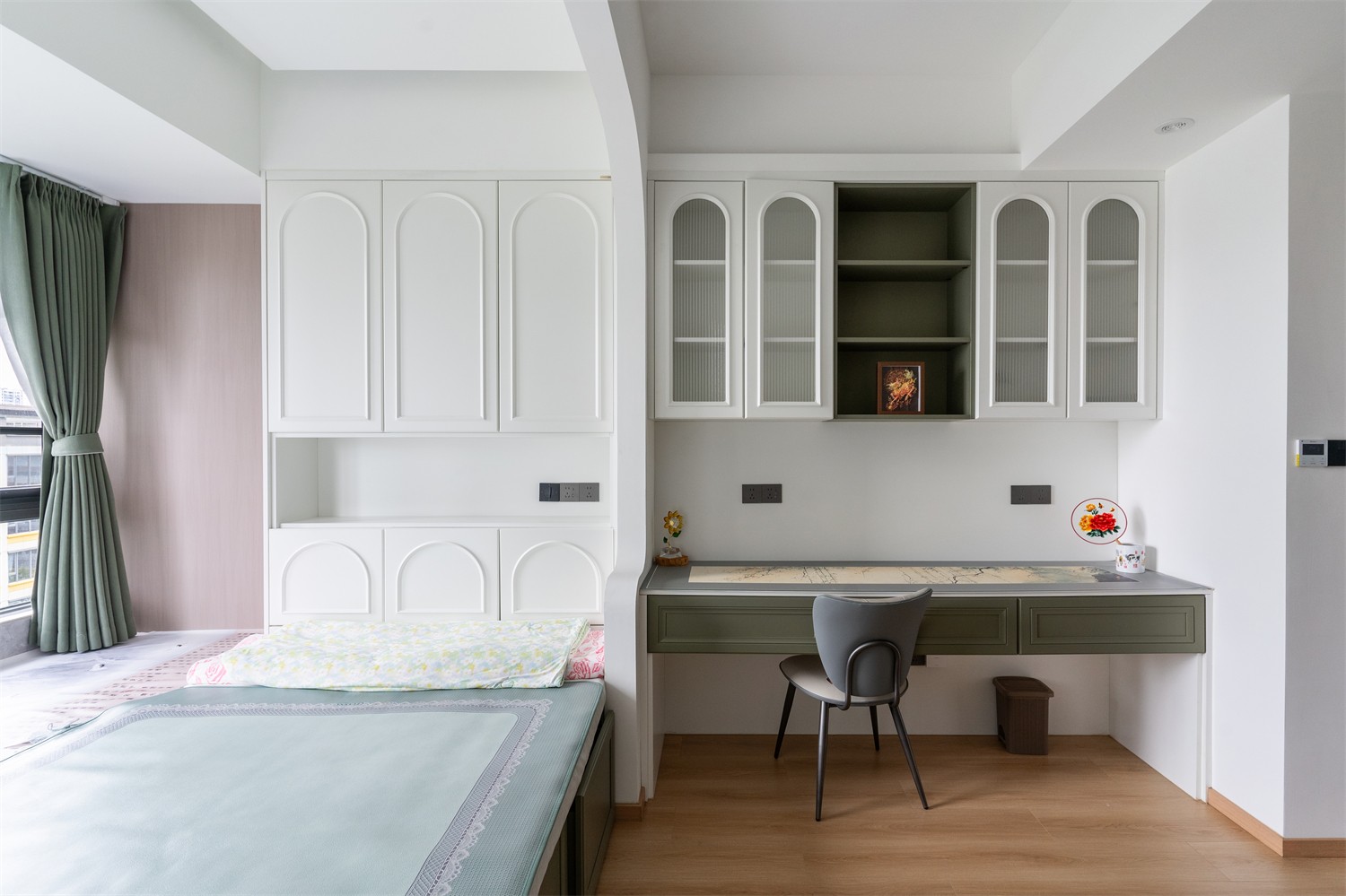 建發(fā)縵云210平新中式臥室裝修完工實(shí)景圖