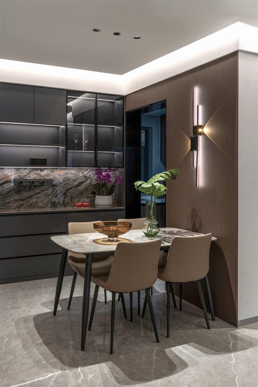 東方尊府117平現(xiàn)代風(fēng)格餐廳裝修完工實(shí)景圖