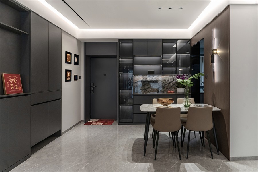 東方尊府117平現(xiàn)代風(fēng)格餐廳裝修完工實(shí)景圖